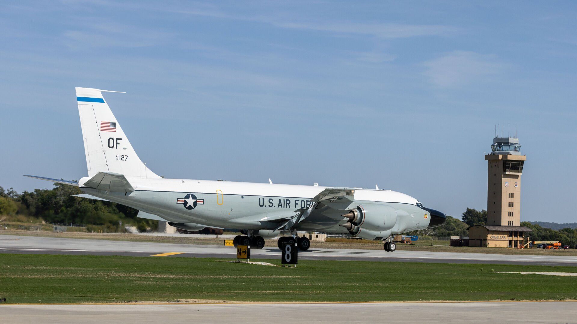 100122-owh-new-offuttjets-pic-cm002.jpg